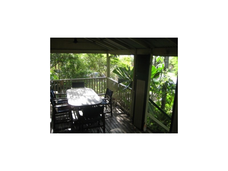 58 Roberts Street, Hermit Park QLD 4812