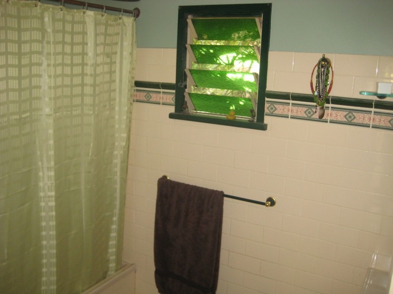 58 Roberts Street, Hermit Park QLD 4812