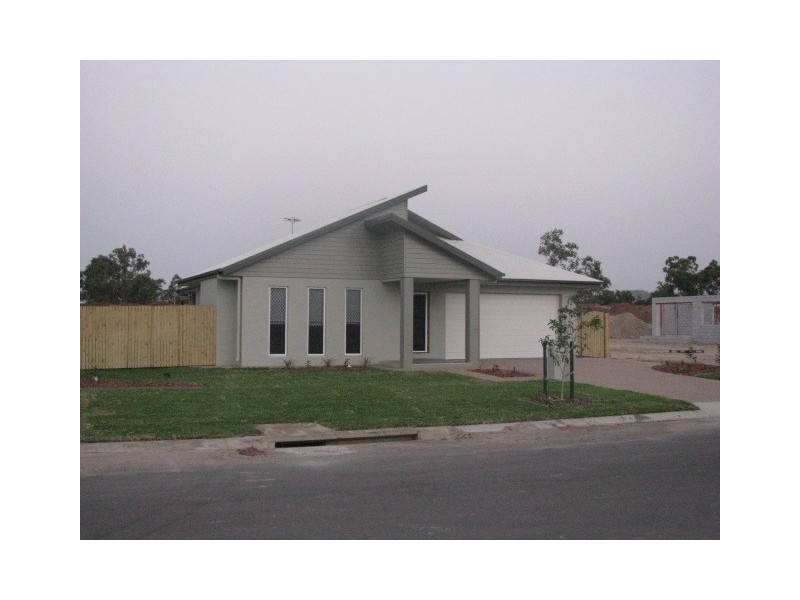 7 Capricorn Drive Northshore, Burdell QLD 4818