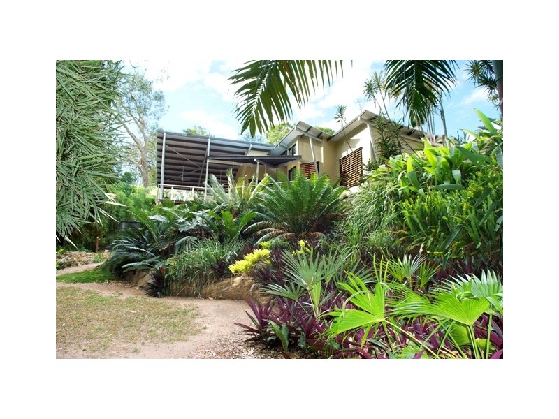 96 Mandalay Ave NB, Magnetic Island QLD 4819