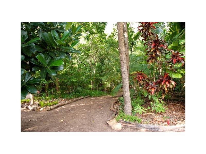 96 Mandalay Ave NB, Magnetic Island QLD 4819