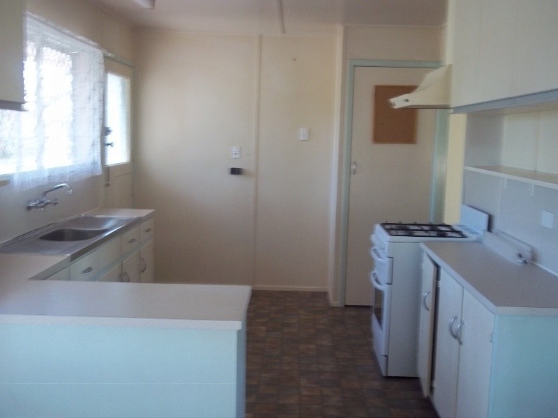 24 CUTHBERT CRESCENT, Vincent QLD 4814