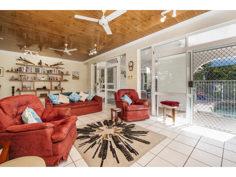 47 Hayles Avenue, Arcadia QLD 4819