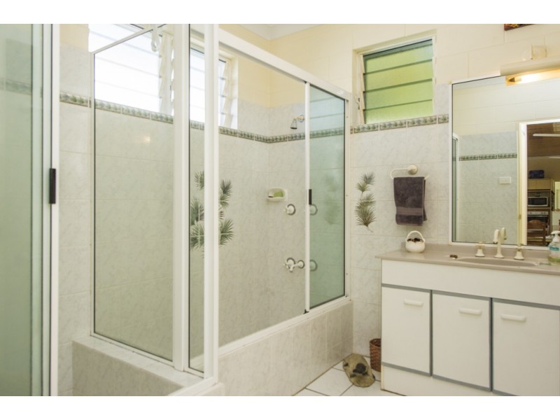 47 Hayles Avenue, Arcadia QLD 4819