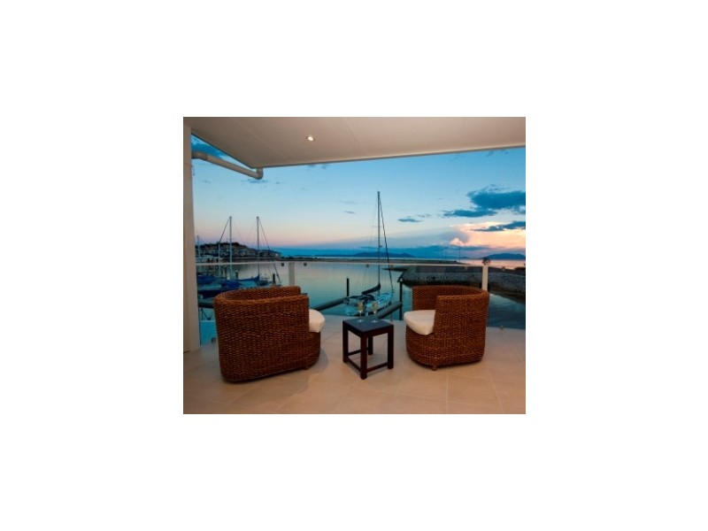 12 Terrace Place, Nelly Bay, Magnetic Island QLD 4819