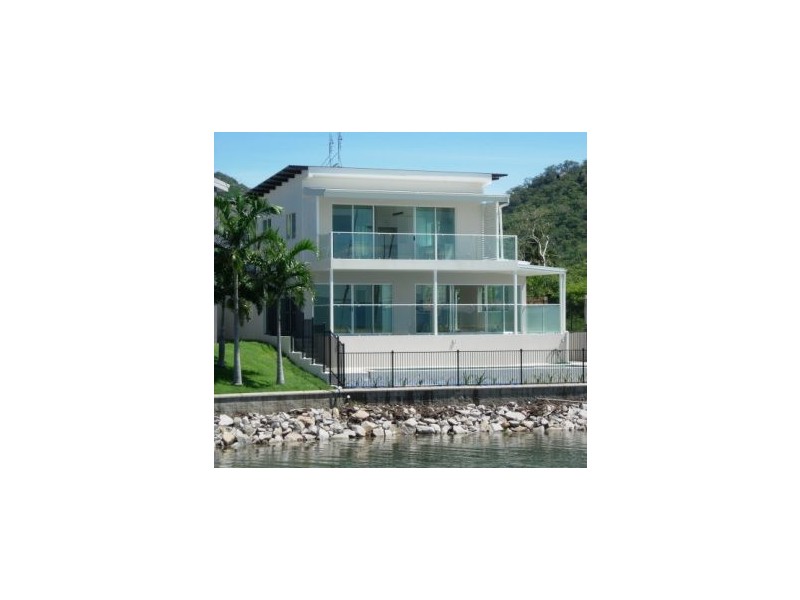 12 Terrace Place, Nelly Bay, Magnetic Island QLD 4819