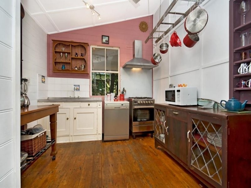 20  Queen Street, North Ward QLD 4810