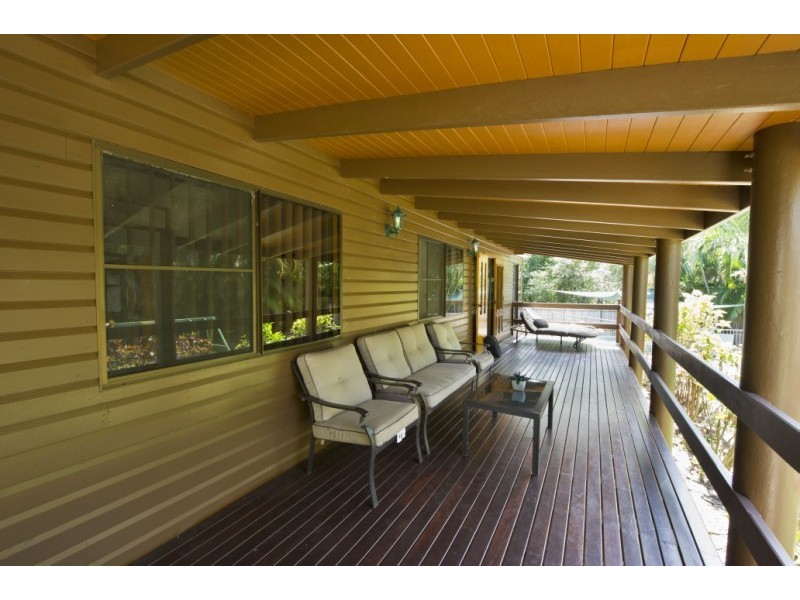 4 Trana Court, Magnetic Island QLD 4819