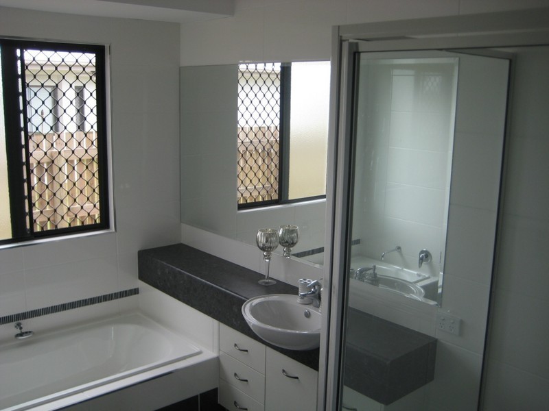 52  Bonnett Road Sanctum Estate, Mount Low QLD 4818