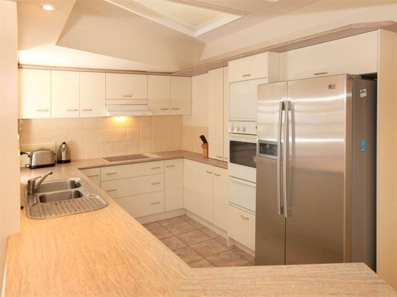 10 Glamis Court, Castle Hill QLD 4810