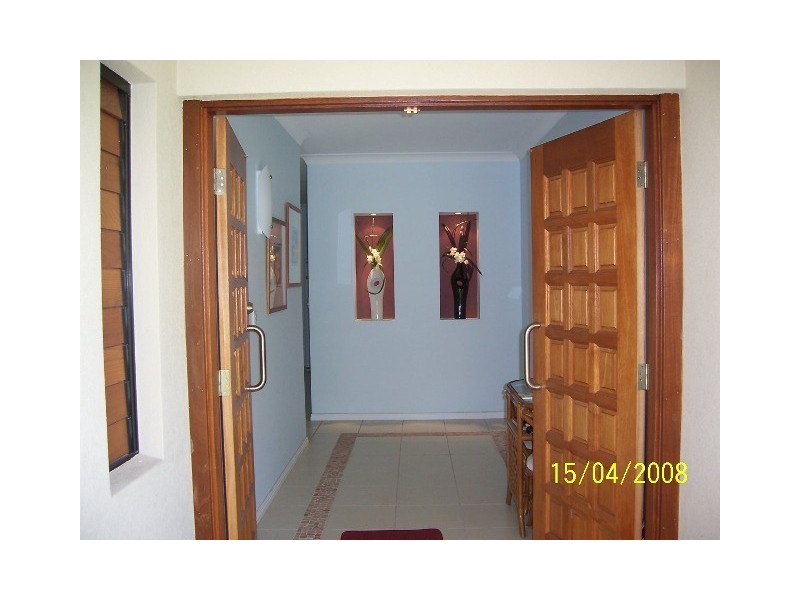 9 Clarke Street NB, Magnetic Island QLD 4819