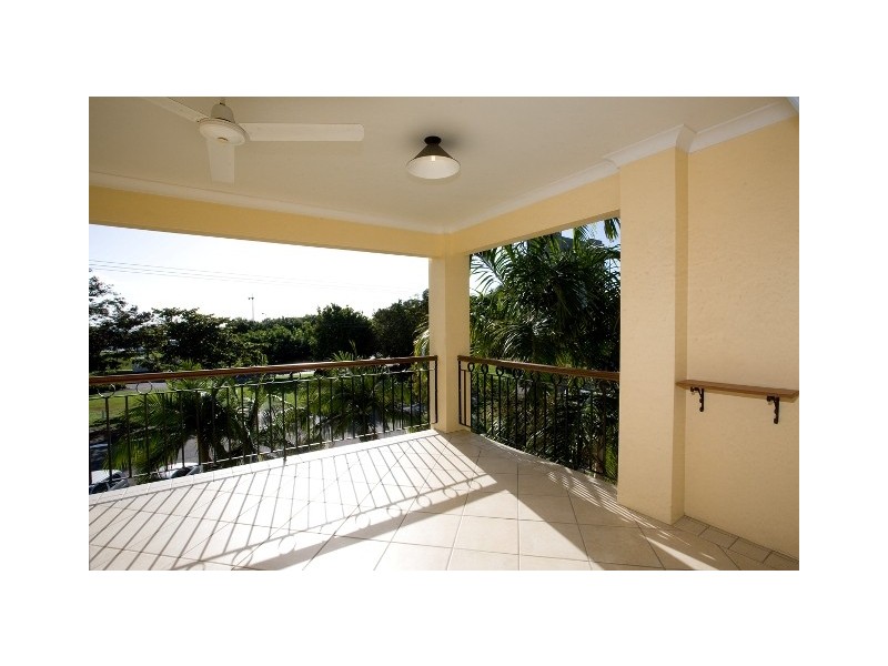 8/92 Mitchell Street, North Ward QLD 4810