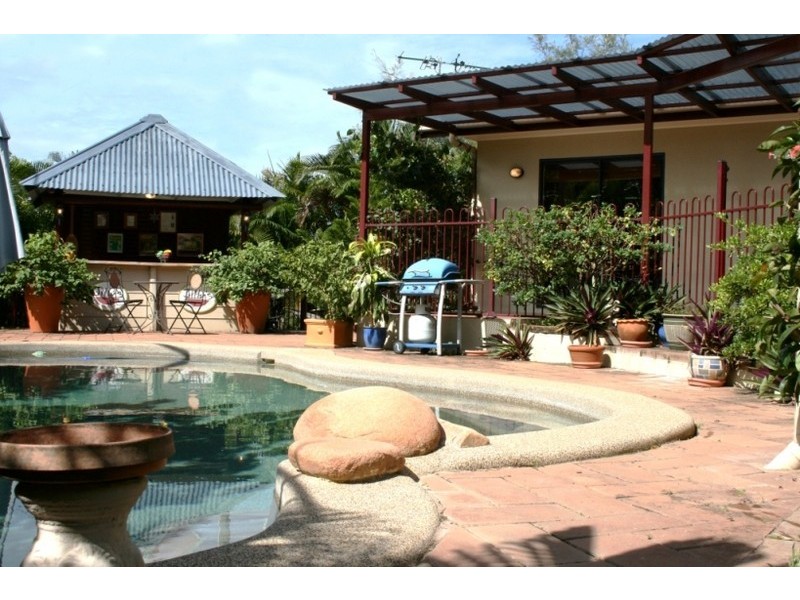 18 Nerita Crescent, Magnetic Island QLD 4819