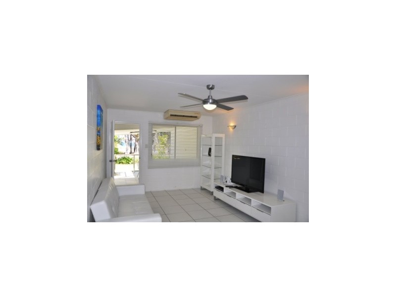 1/32 Marine Parade, Magnetic Island QLD 4819