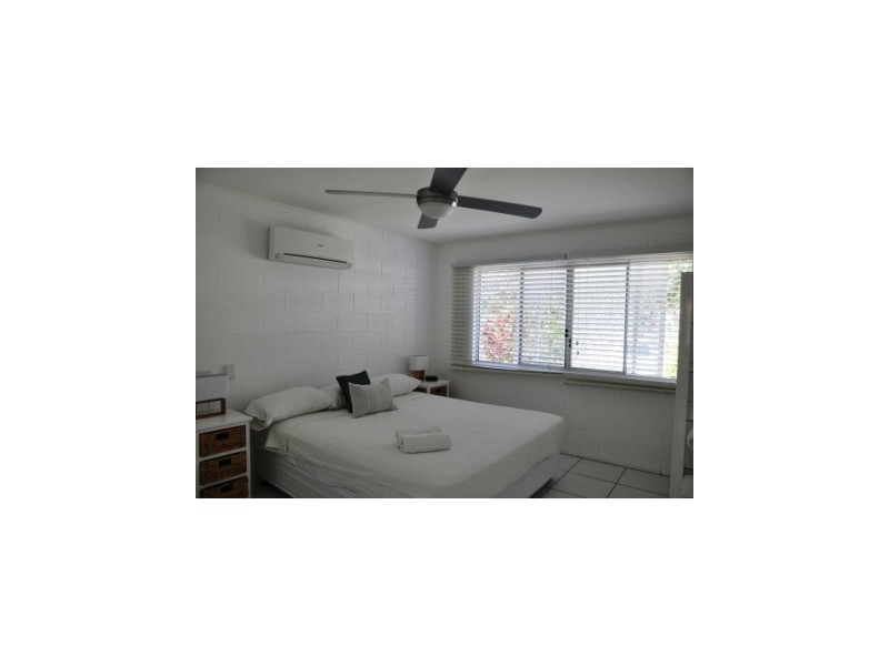 1/32 Marine Parade, Magnetic Island QLD 4819