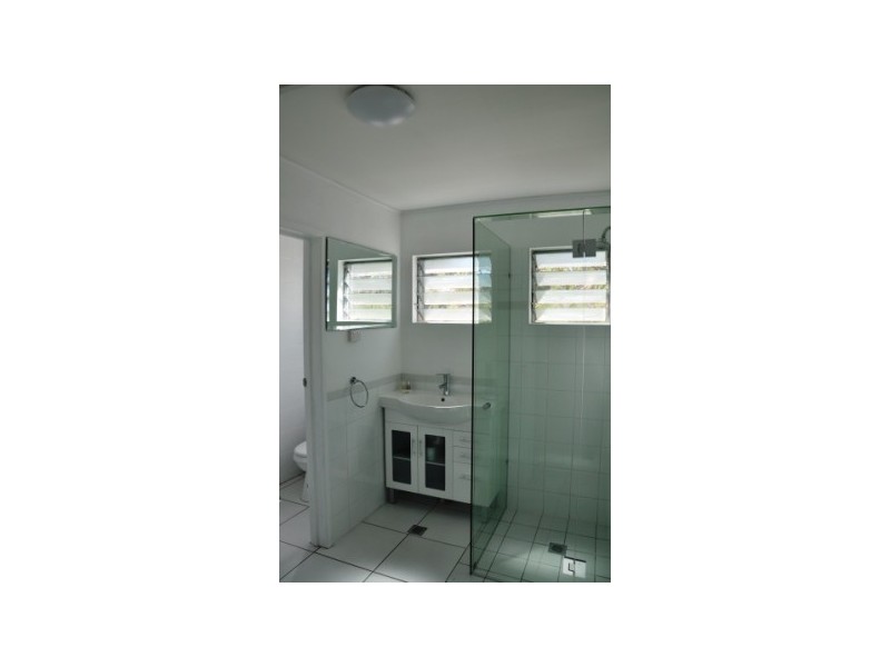 1/32 Marine Parade, Magnetic Island QLD 4819