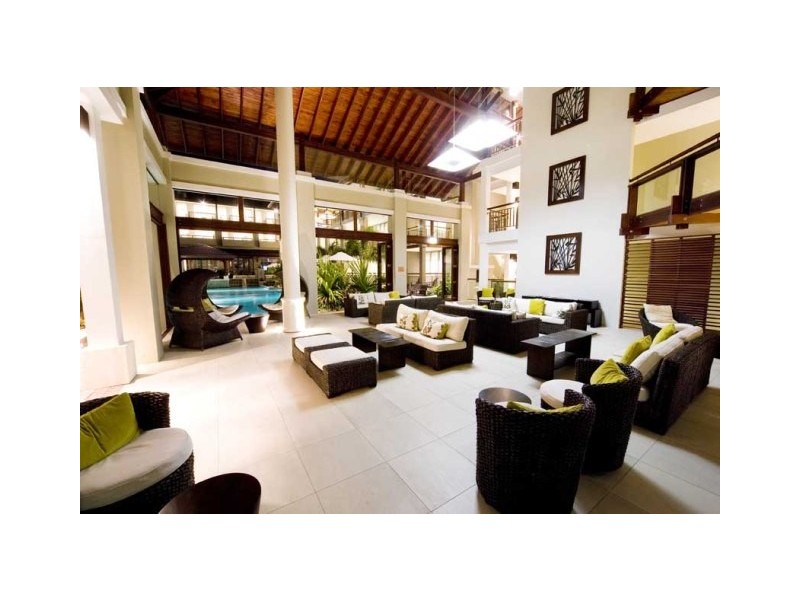 Santai Apartments, Sir Leslie Thiess Drive, Townsville City QLD 4810