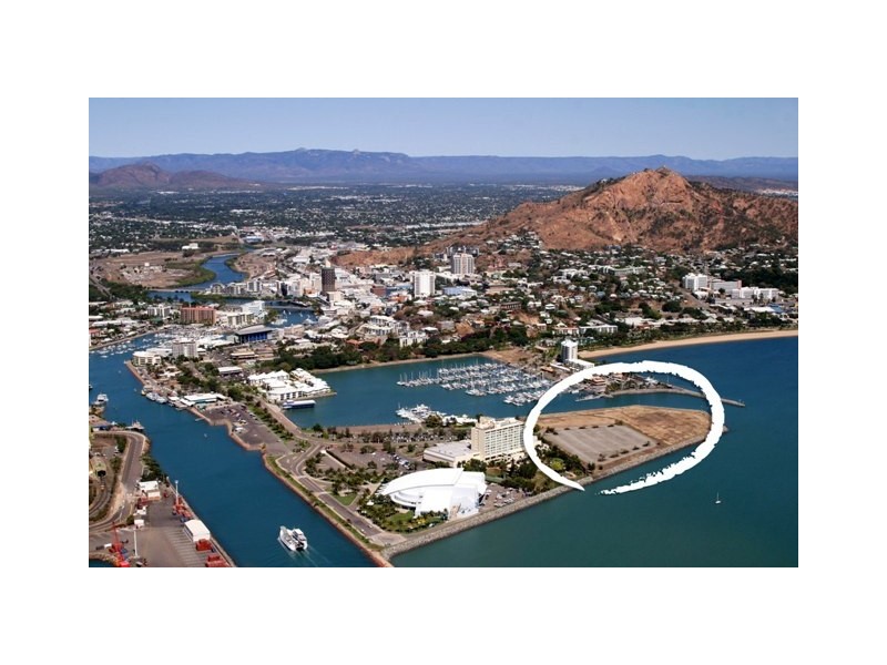 Santai Apartments, Sir Leslie Thiess Drive, Townsville City QLD 4810