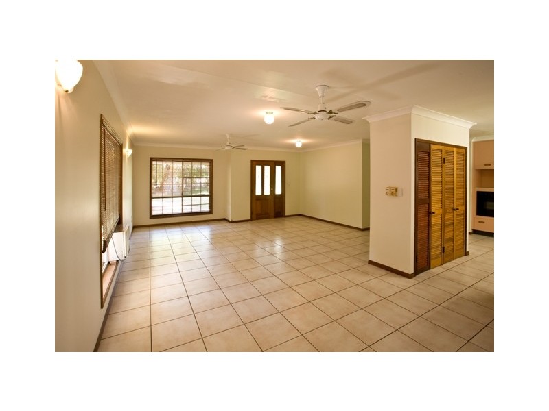 15 Carbine Court, Kelso QLD 4815