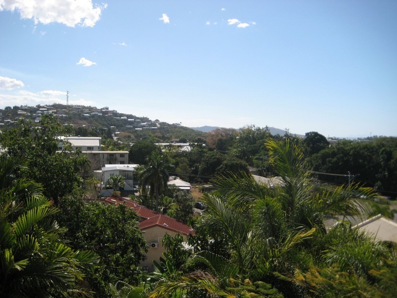 14  Queens Street, North Ward QLD 4810