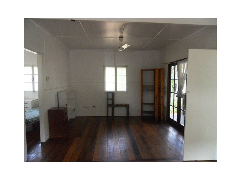 42  Barton Street, Magnetic Island QLD 4819