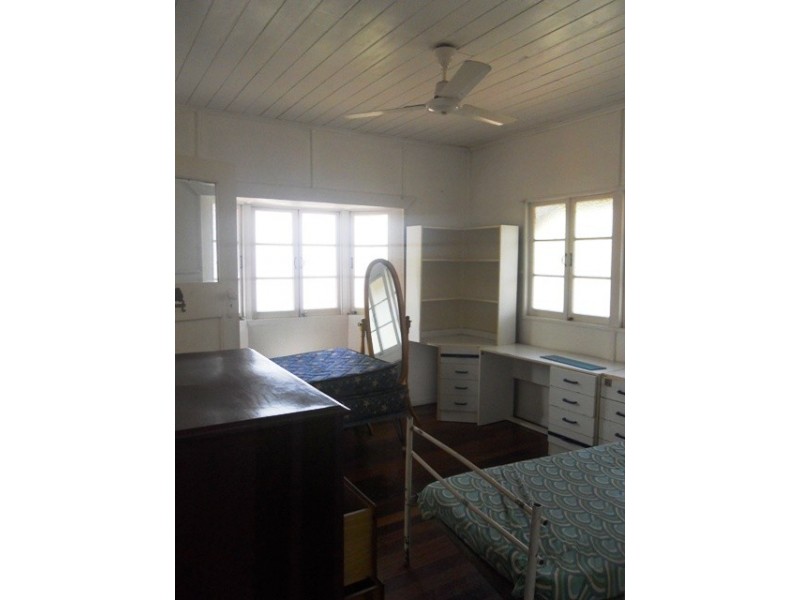 42  Barton Street, Magnetic Island QLD 4819