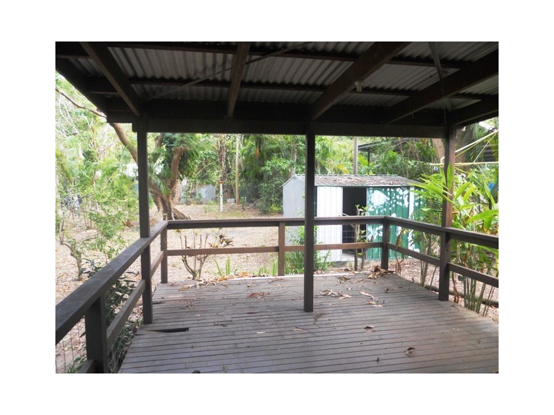 42  Barton Street, Magnetic Island QLD 4819