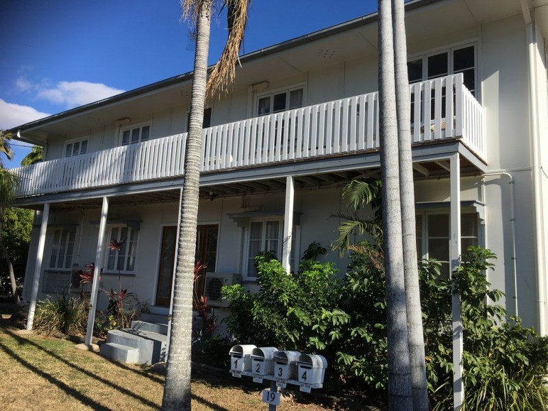 4/19 Hooper Street, Belgian Gardens QLD 4810