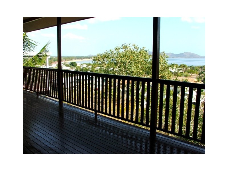 31 Gilbert Cresent, Castle Hill QLD 4810