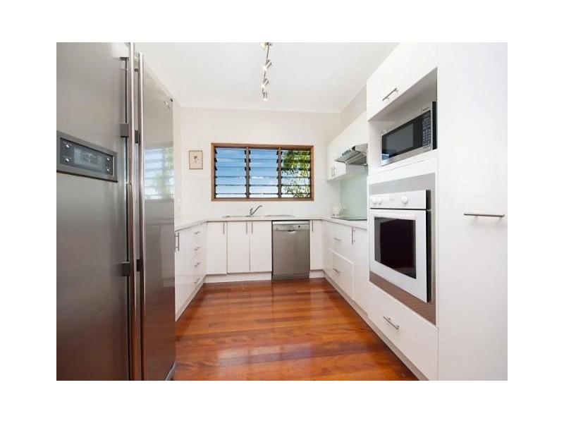 31 Gilbert Cresent, Castle Hill QLD 4810