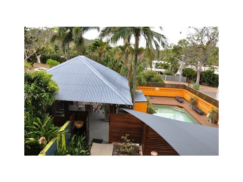 2/16 Yule Street, Magnetic Island QLD 4819