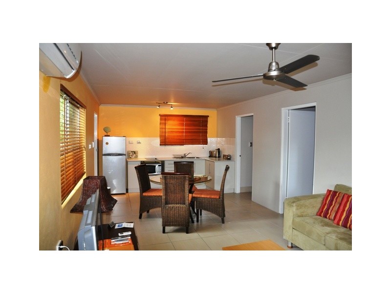 4/16 Yule Street, Magnetic Island QLD 4819