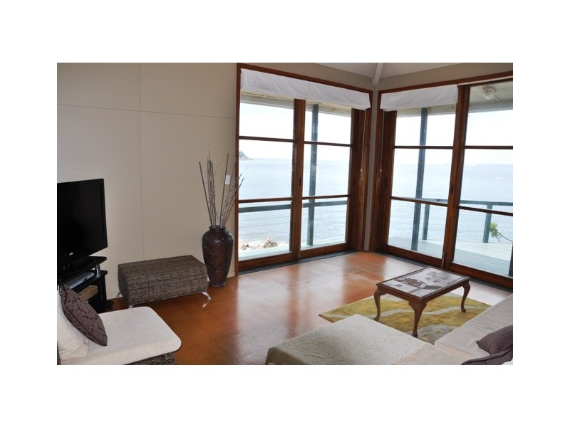 12A Boulder Court, Magnetic Island QLD 4819