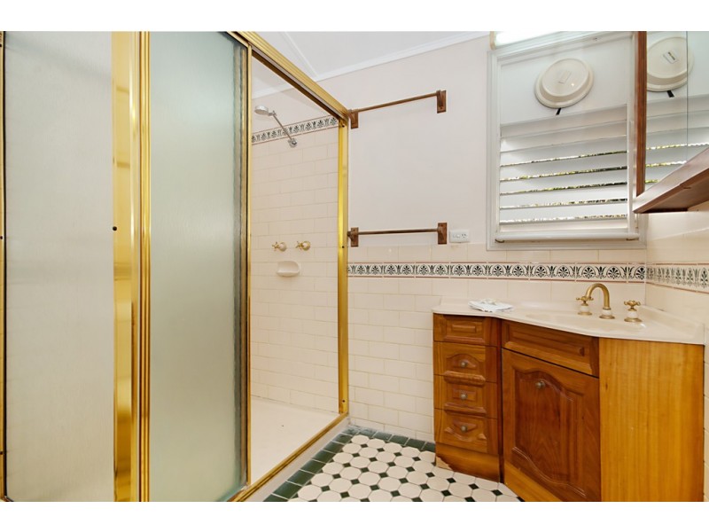 64 Paxton Street, North Ward QLD 4810