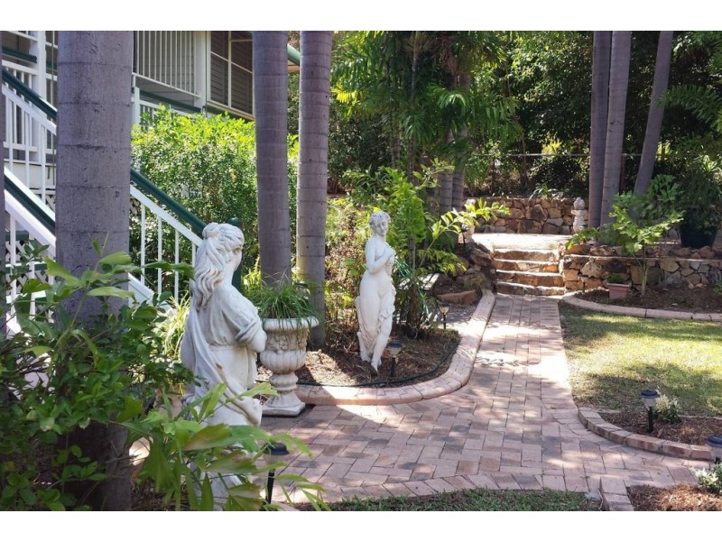 64 Paxton Street, North Ward QLD 4810