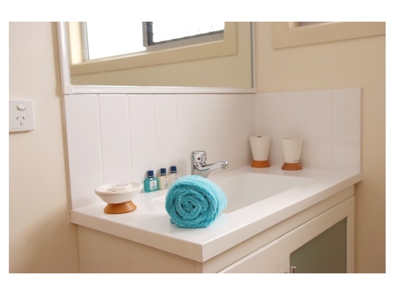 12 Bayside Court, Magnetic Island QLD 4819