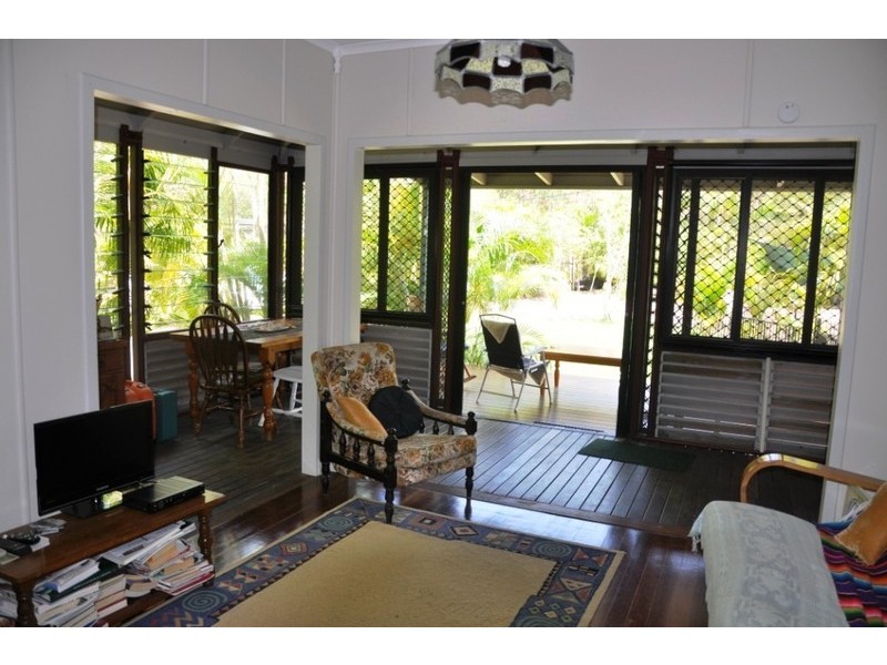 38 Henry Lawson Drive, Magnetic Island QLD 4819