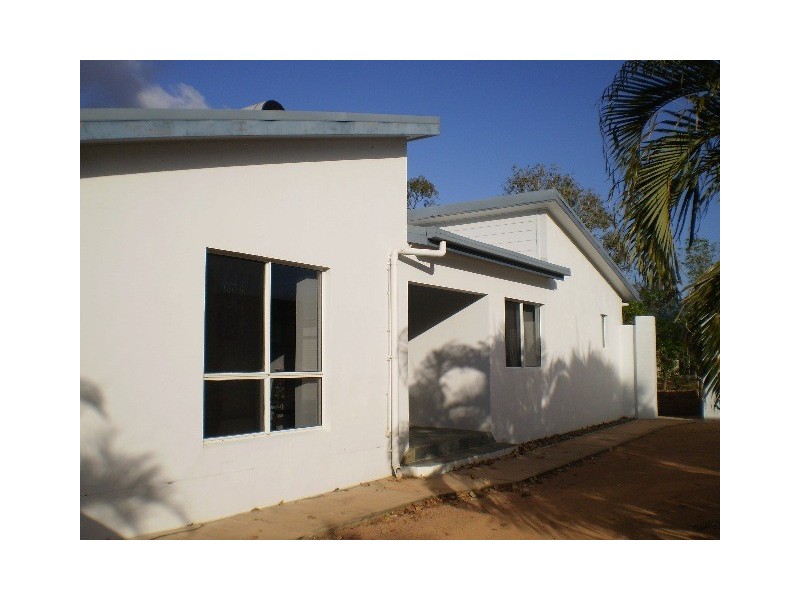 10 Duroy Street, Mount Low QLD 4818