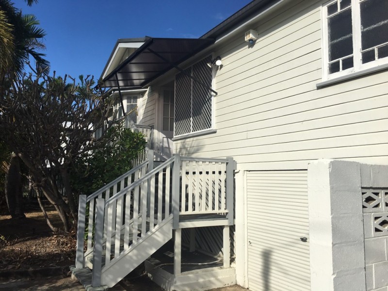 14 Isley Street, North Ward QLD 4810