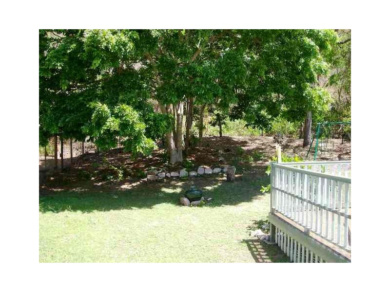 43 Compass Crescent, Magnetic Island QLD 4819