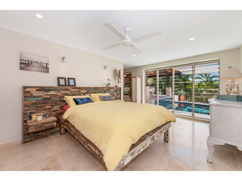 2 Yarrawonga Drive, Castle Hill QLD 4810