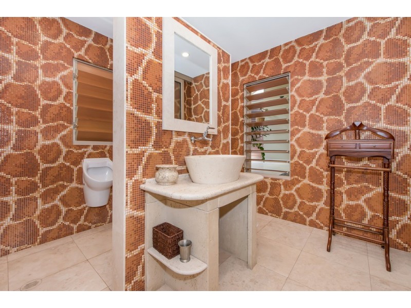 2 Yarrawonga Drive, Castle Hill QLD 4810