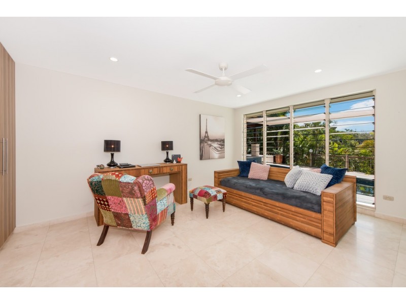 2 Yarrawonga Drive, Castle Hill QLD 4810