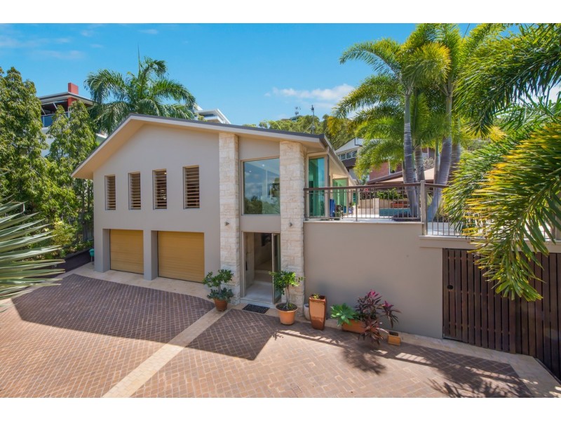 2 Yarrawonga Drive, Castle Hill QLD 4810