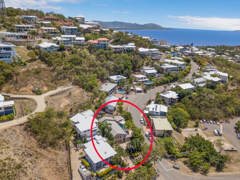 2 Yarrawonga Drive, Castle Hill QLD 4810