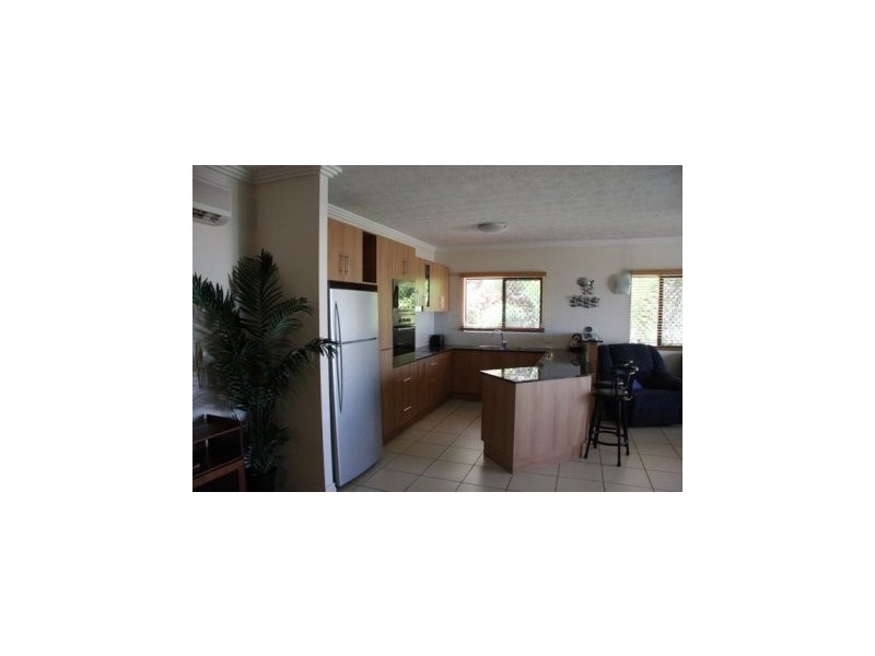 201/3 Melton Terrace, North Ward QLD 4810