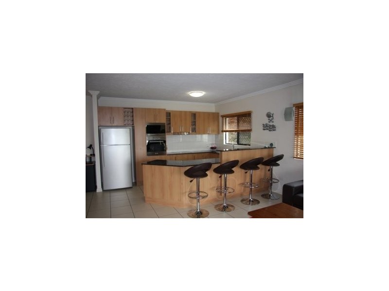 201/3 Melton Terrace, North Ward QLD 4810