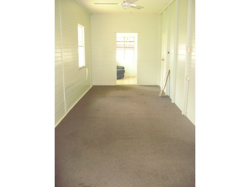 56 Tully Street, South Townsville QLD 4810