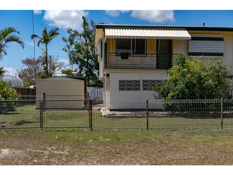 4 Bancroft Street, Mount Louisa QLD 4814