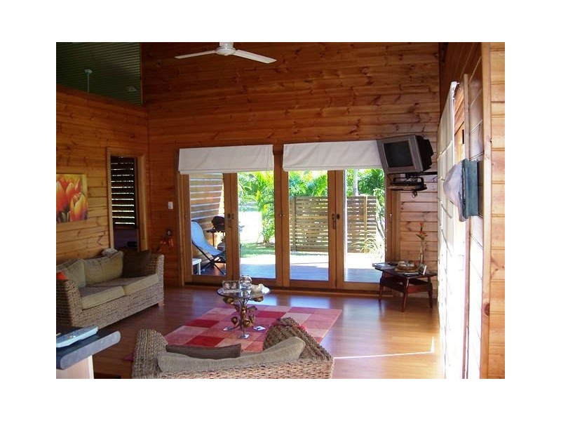 27 Barbarra Street PB, Magnetic Island QLD 4819